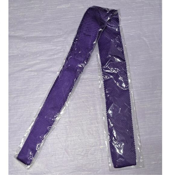 Men's Solid Color Purple Knitted Tie Fully Lined Standard Adult Sized - Picture 4 of 5